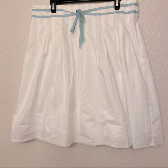 Old Navy vintage white lightweight Knee Length a line skirt beachy preppy 12 - Picture 1 of 8
